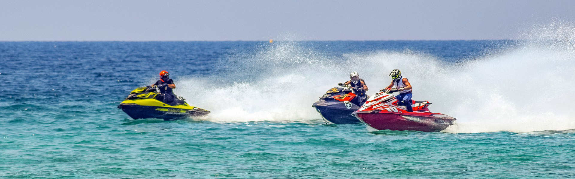 bouée tractée jet ski kayak pédalo corsica